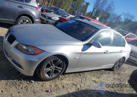 2008 BMW 328I z USA, uszkodzony, nr VIN WBAVA33548KX87995